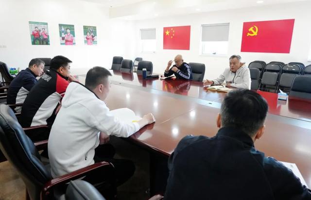 中国乒协正式确认国家队教练员名单：总教练秦志戬、副总教练肖战